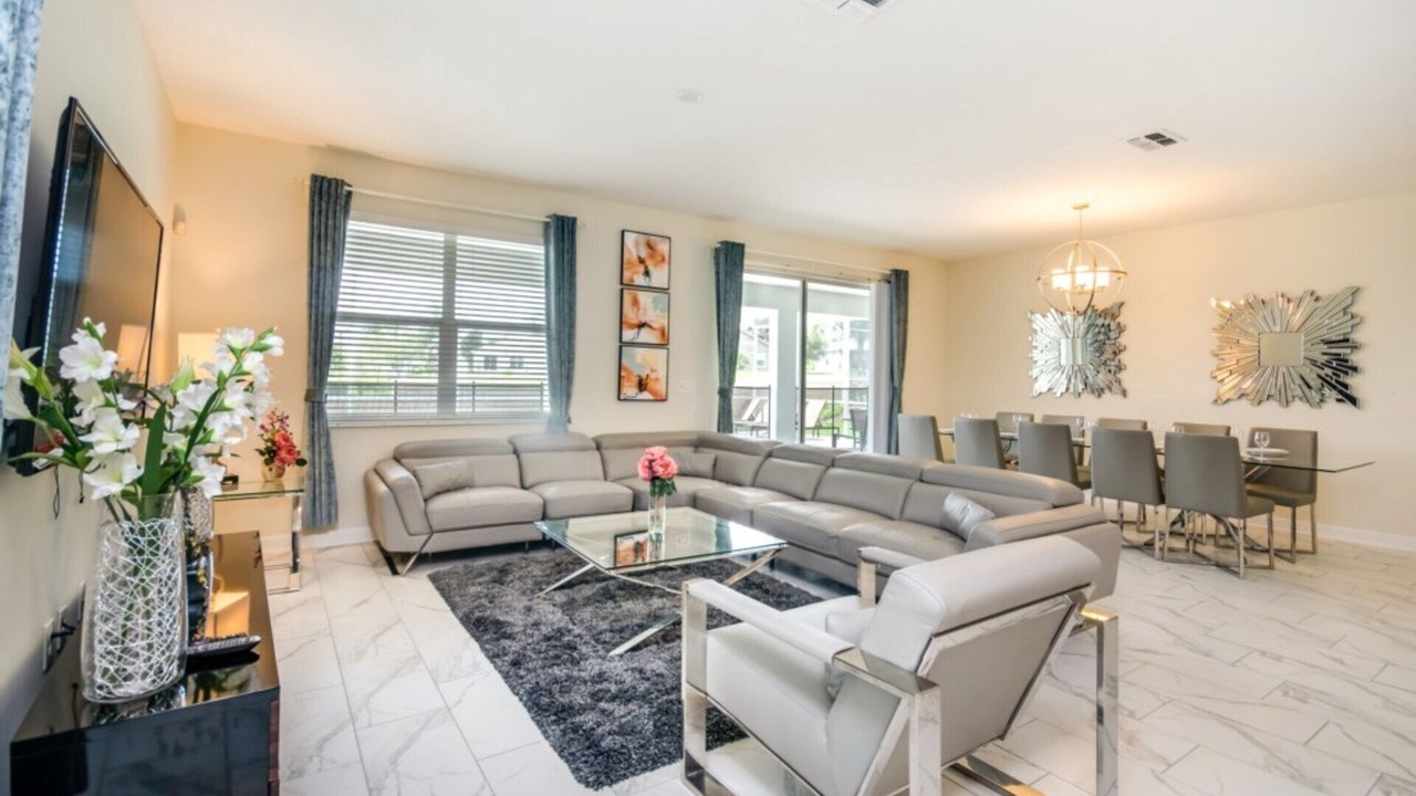 Photo of Livingroom in Sandy Ridge