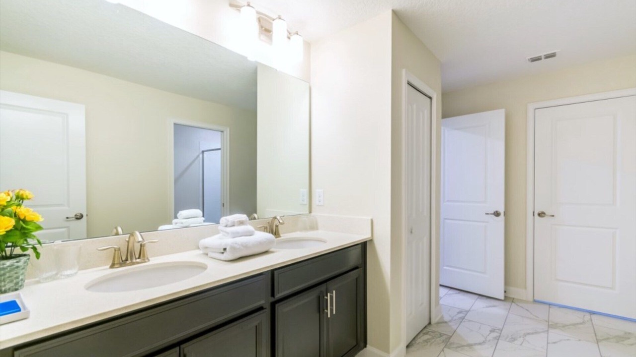 Photo of Bathroom in Sandy Ridge