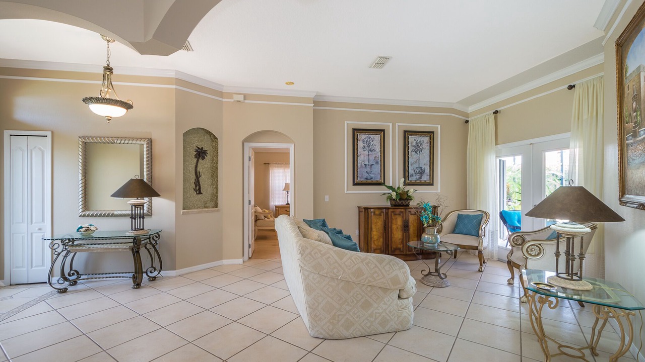 Photo of Bedroom in Buena Ventura Lakes
