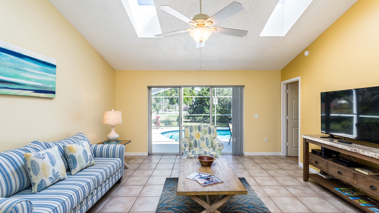 Photo of Livingroom in Sunridge Woods