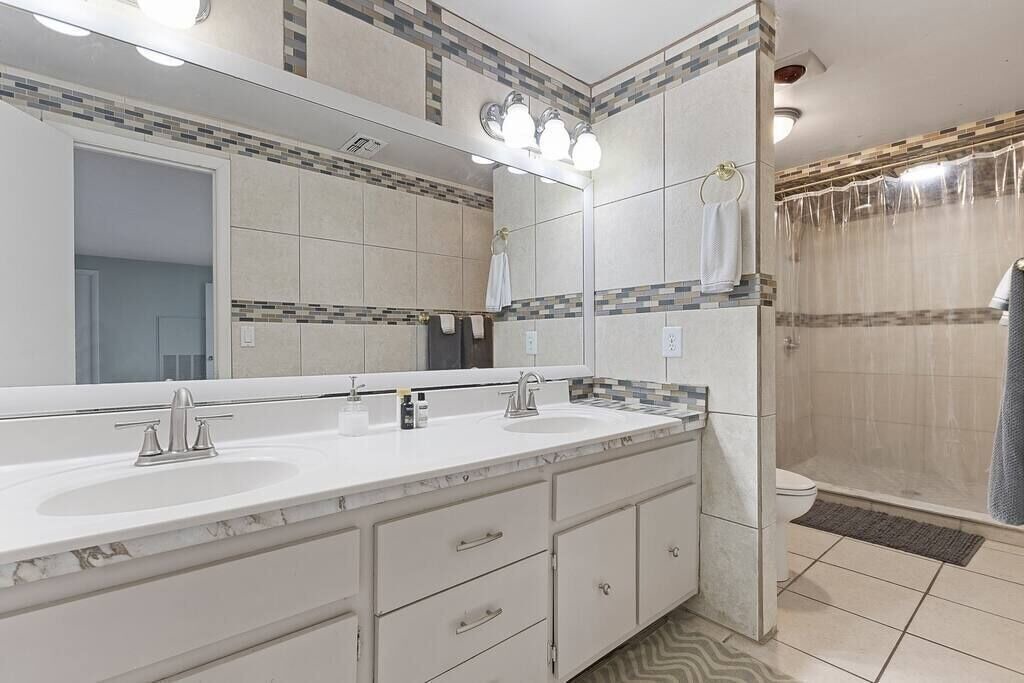 Photo of Bathroom in Southwest Orlando