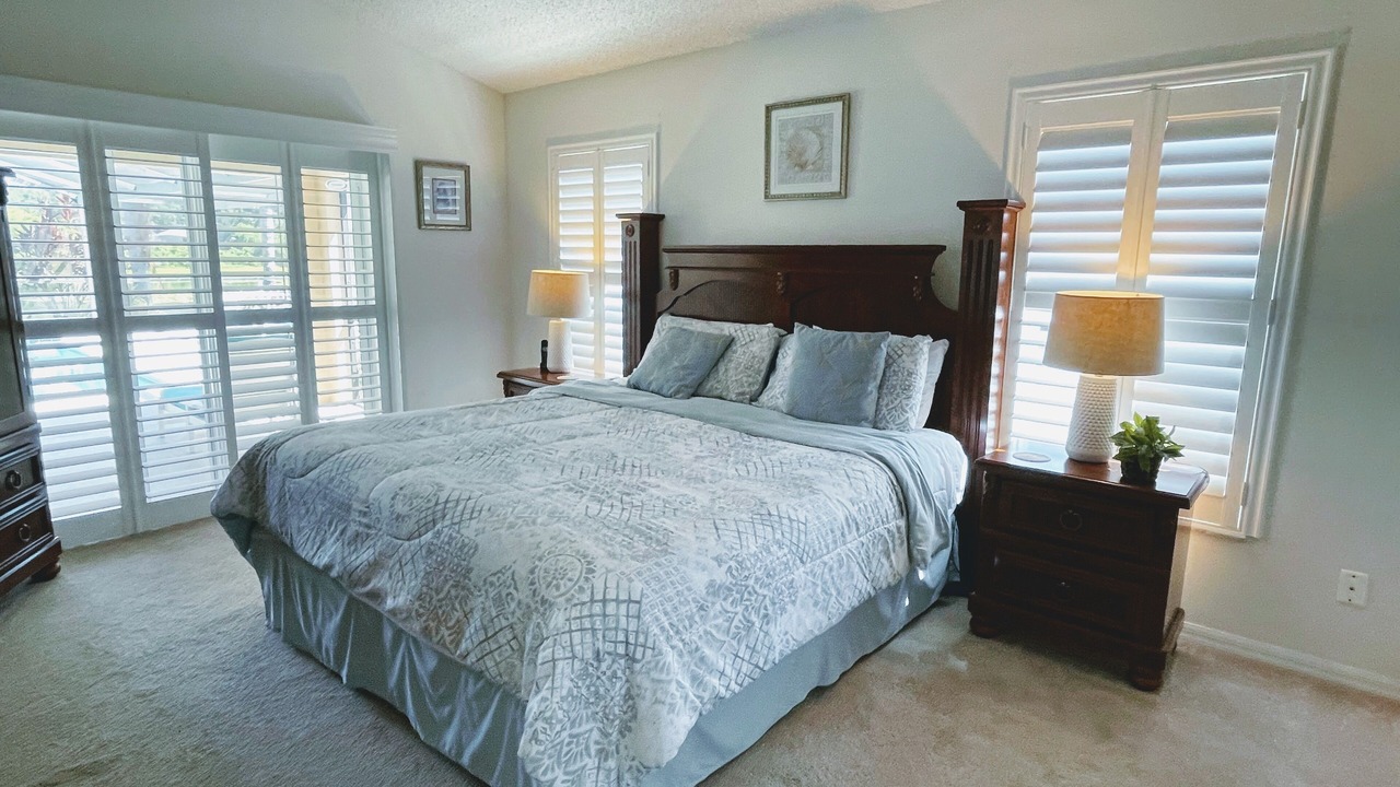 Photo of Others in Orange Tree