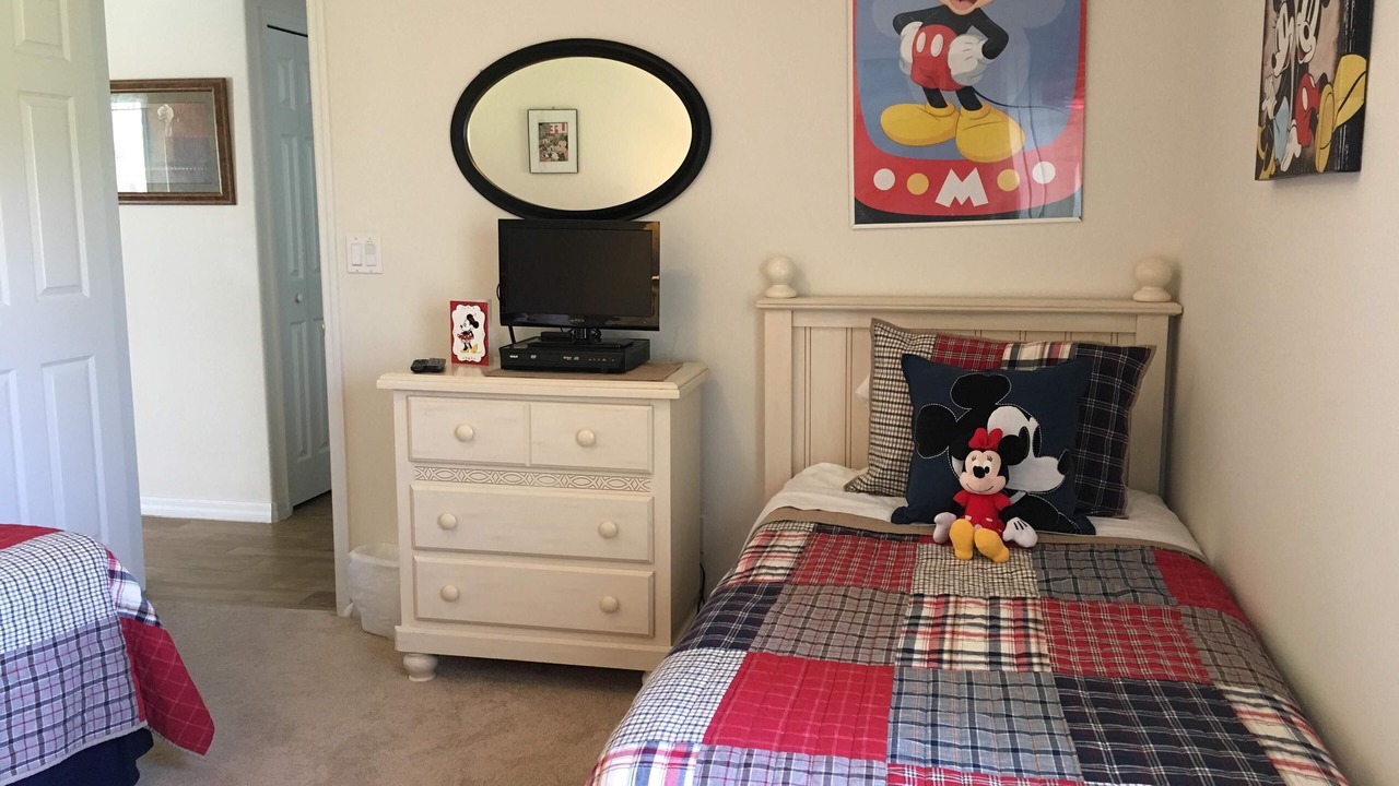 Photo of Others in Orange Tree