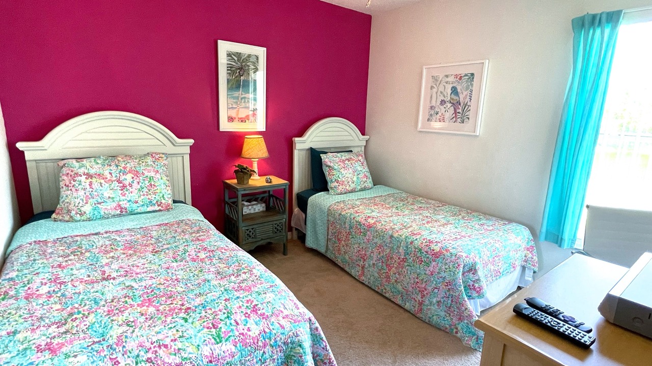 Photo of Others in Orange Tree