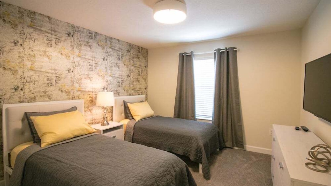 Photo of Bedroom in Davenport