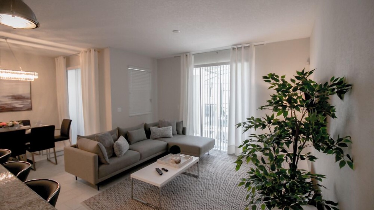 Photo of Livingroom in Davenport
