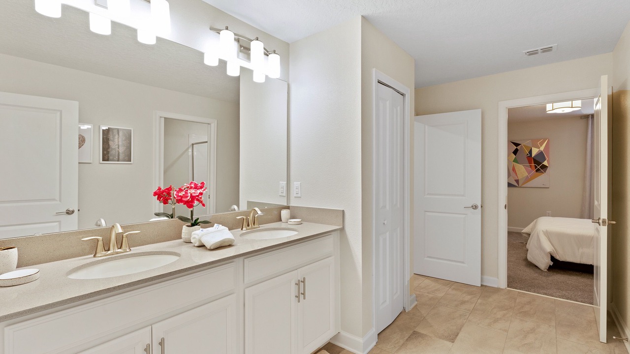 Photo of Bathroom in Davenport