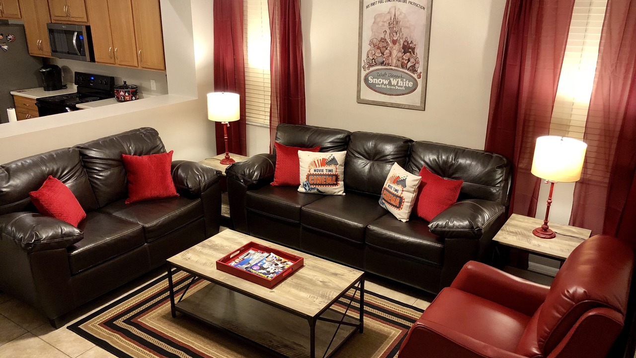 Photo of Livingroom in Crestwynd Bay