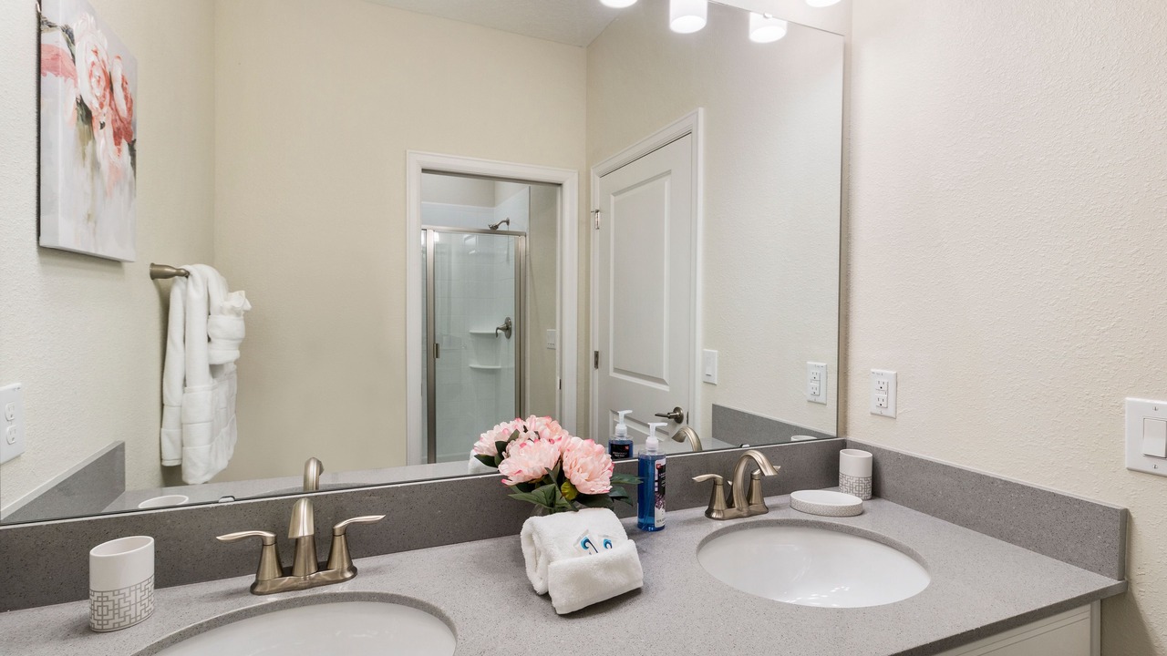 Photo of Bathroom in Davenport