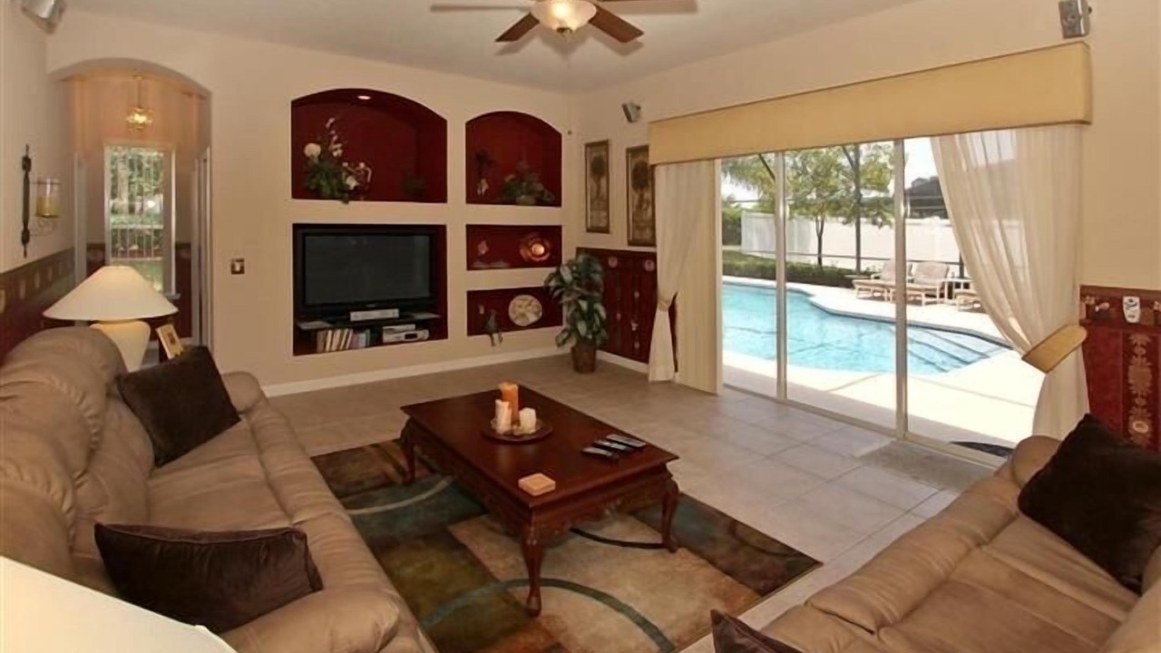 Photo of Livingroom in Grand Reserve