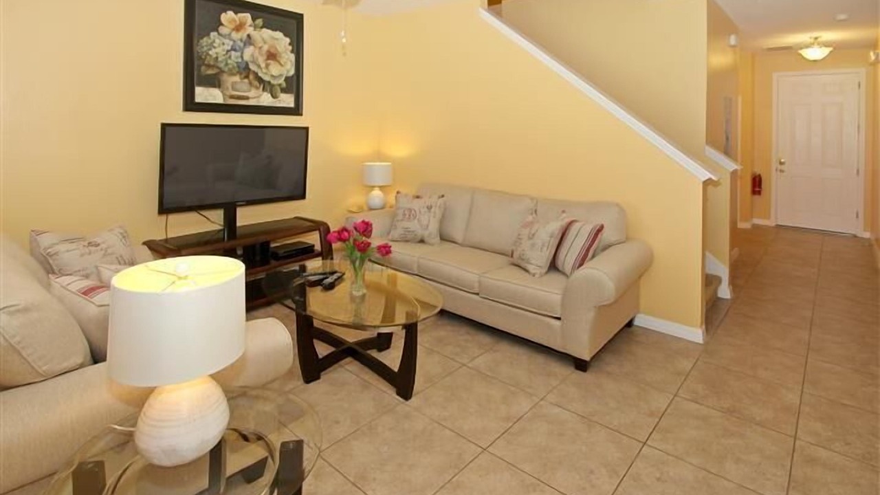 Photo of Livingroom in Crestwynd Bay