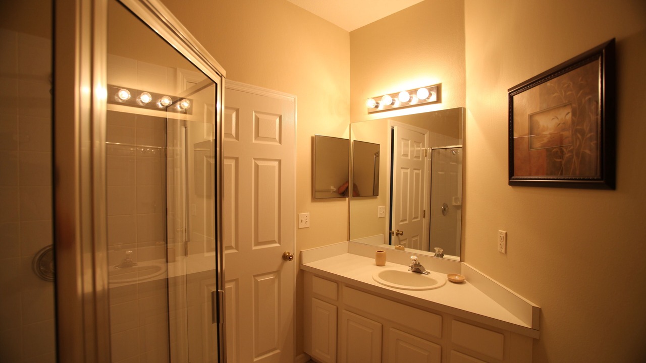 Photo of Bathroom in Four Corners