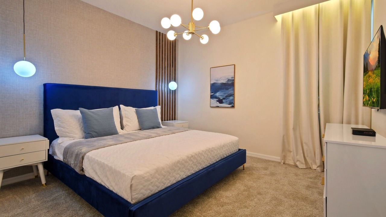 Photo of Bedroom in Bay Lake