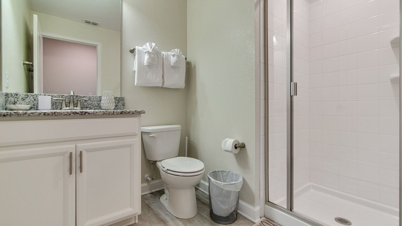 Photo of Bathroom in Davenport