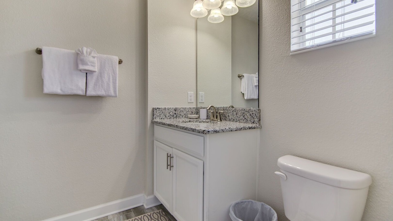Photo of Bathroom in Davenport