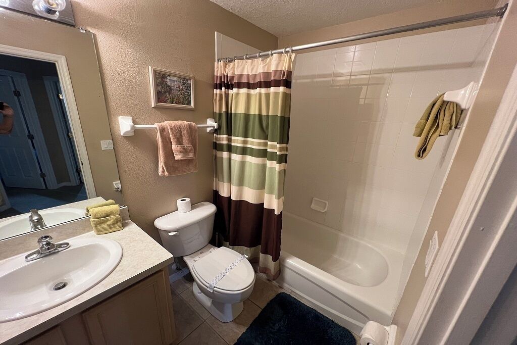 Photo of Bathroom in Calabay Parc