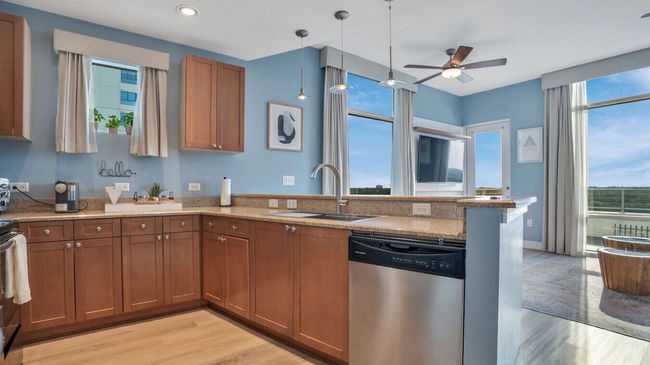 Photo of Kitchen in South Eola
