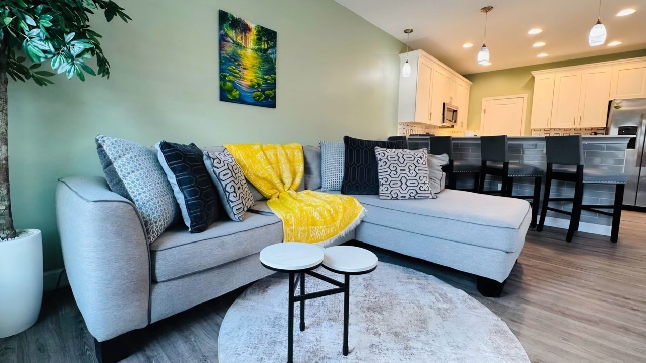 Photo of Livingroom in College Park