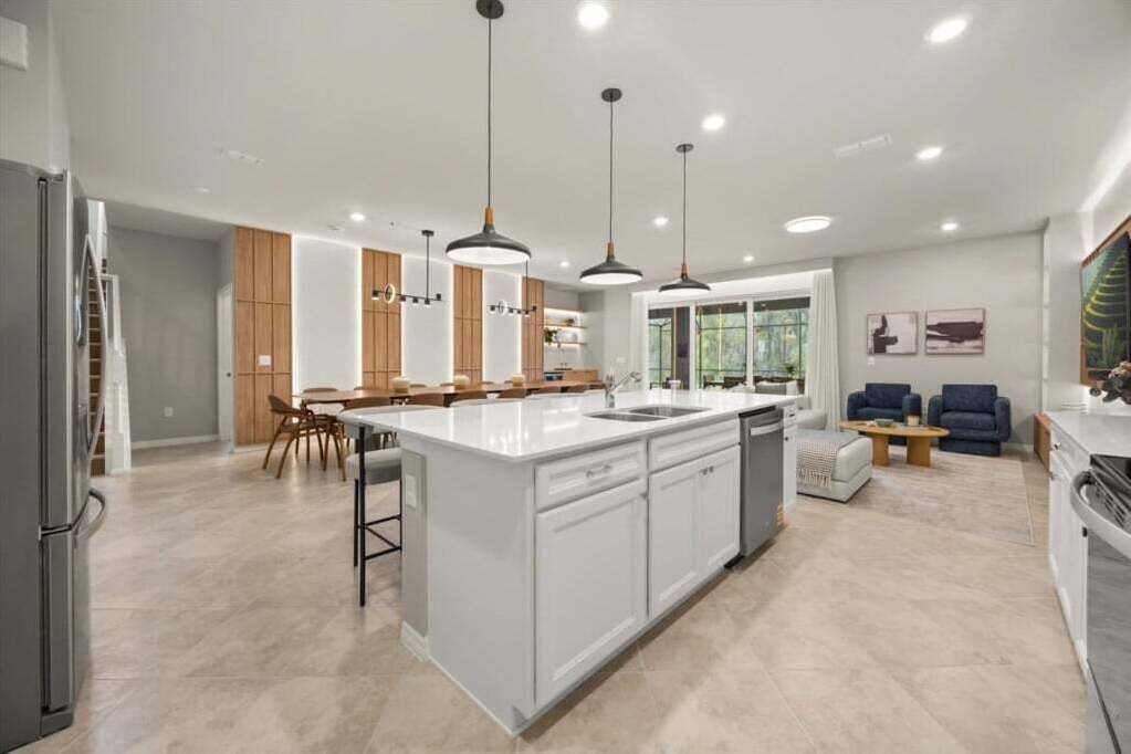 Photo of Others in Four Corners