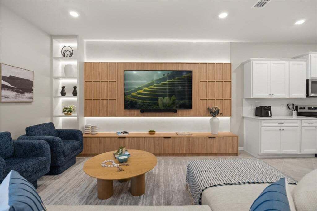 Photo of Others in Four Corners