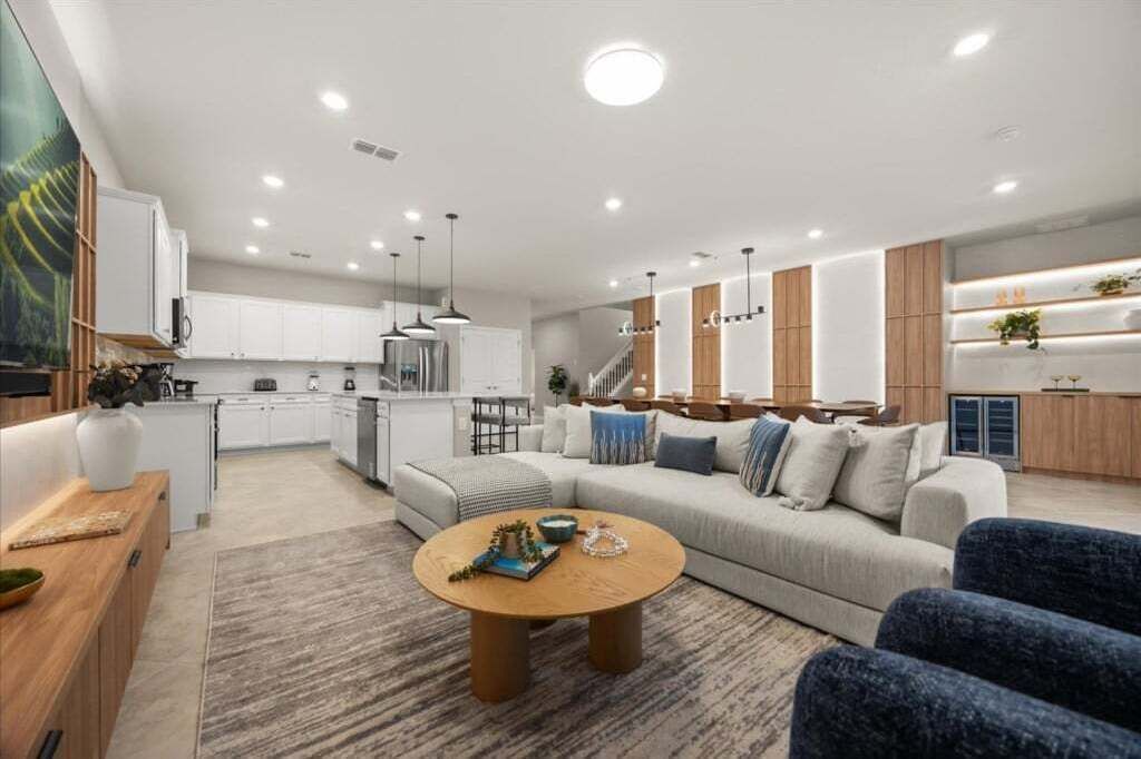 Photo of Livingroom in Four Corners