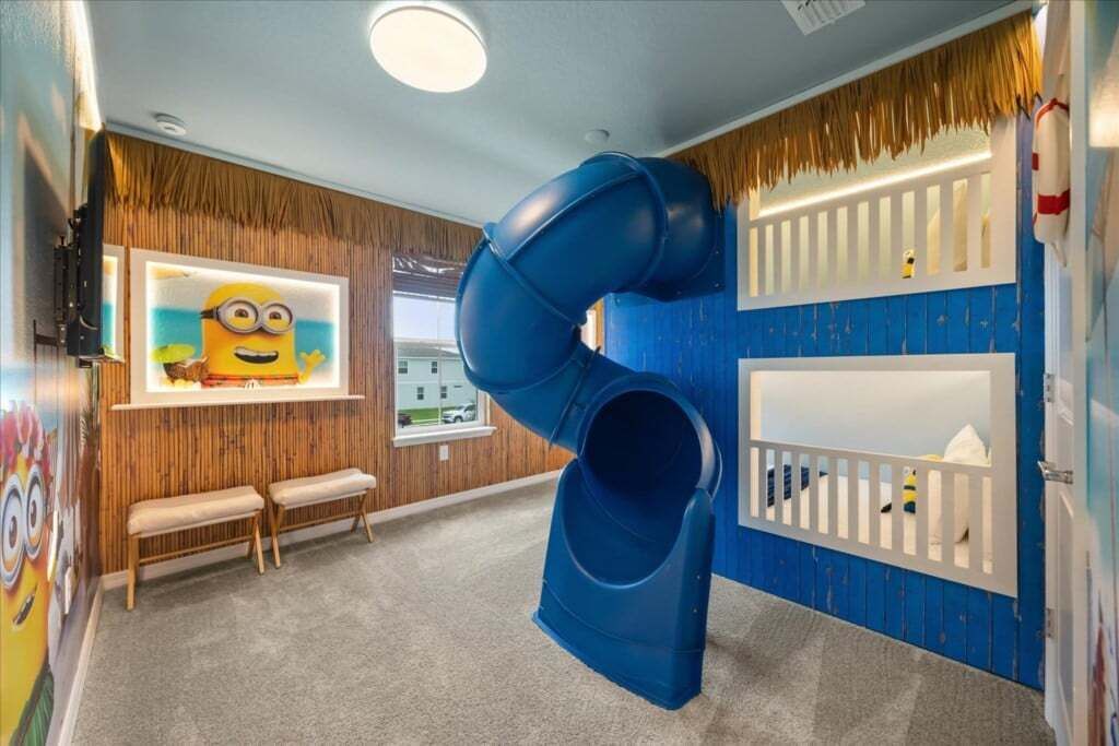 Photo of Others in Four Corners