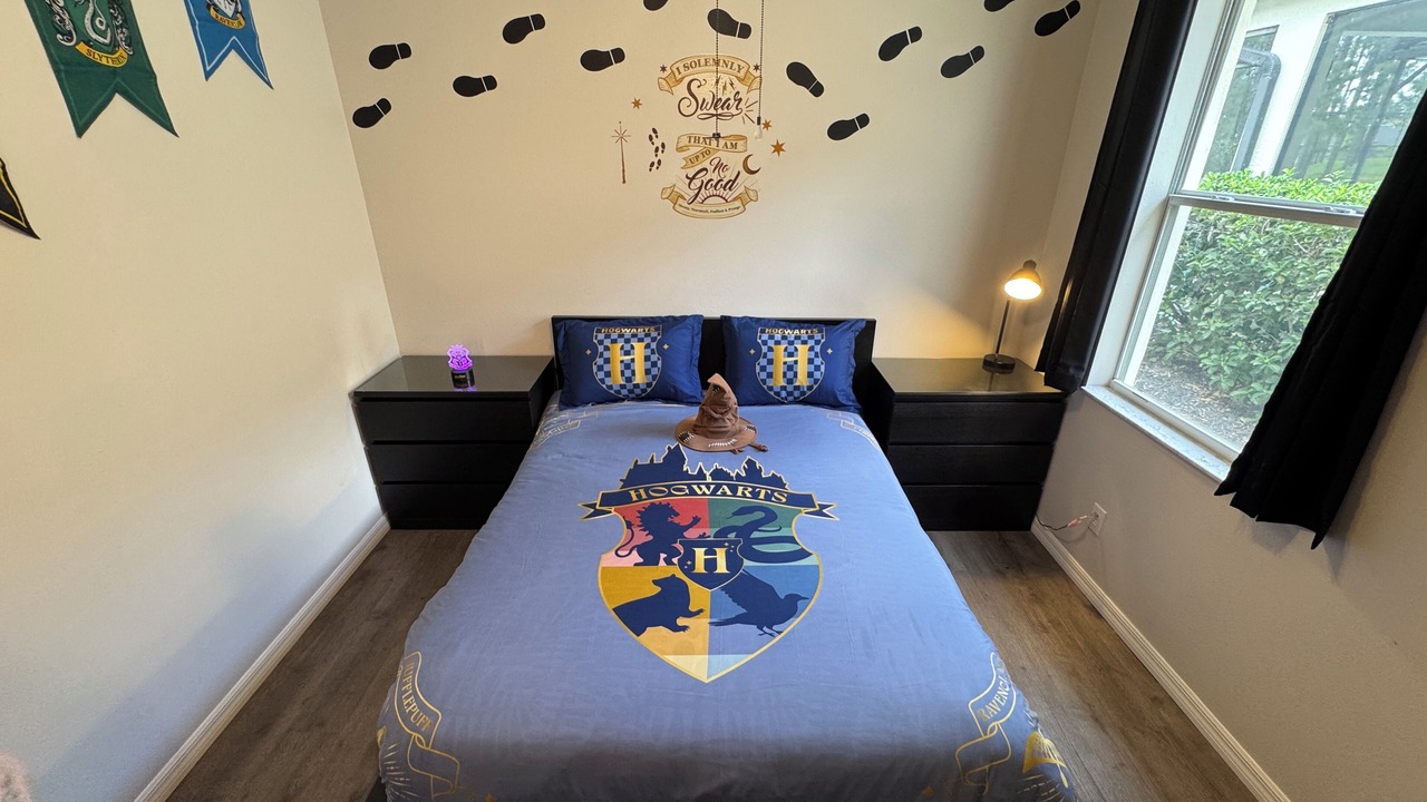 Photo of Bedroom in Florida Pines