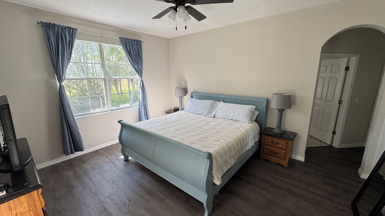 Photo of Bedroom in Florida Pines