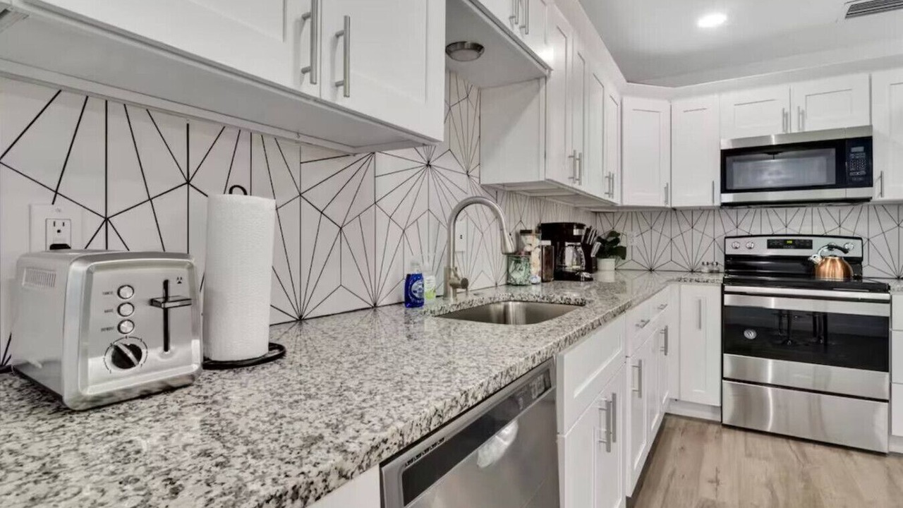 Photo of Kitchen in Englewood Park