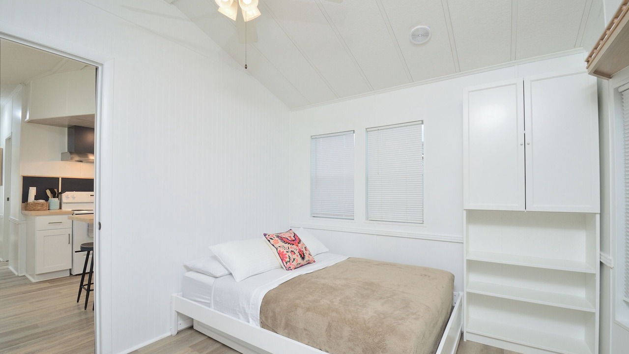 Photo of Bedroom in Winter Garden