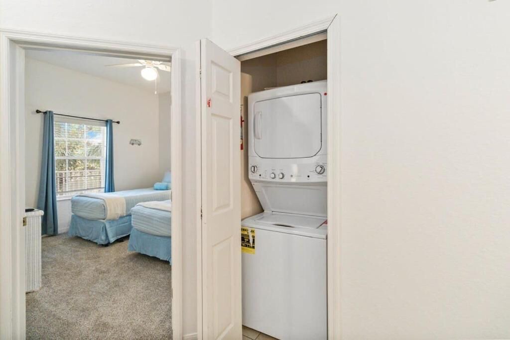 Photo of Bedroom in Bahama Bay