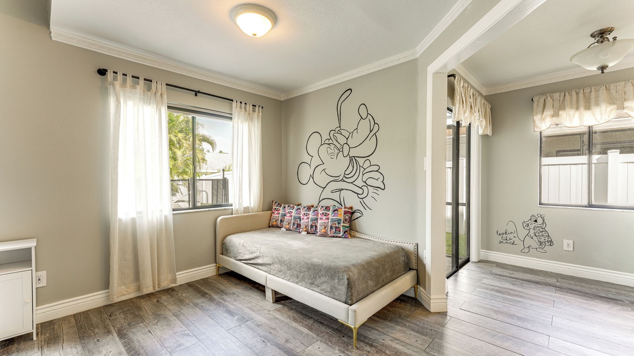 Photo of Bedroom in Buena Ventura Lakes