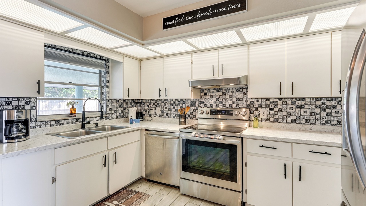 Photo of Kitchen in Buena Ventura Lakes