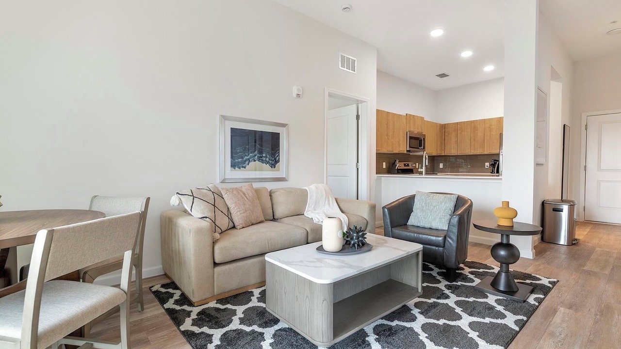Photo of Livingroom in Florida Center