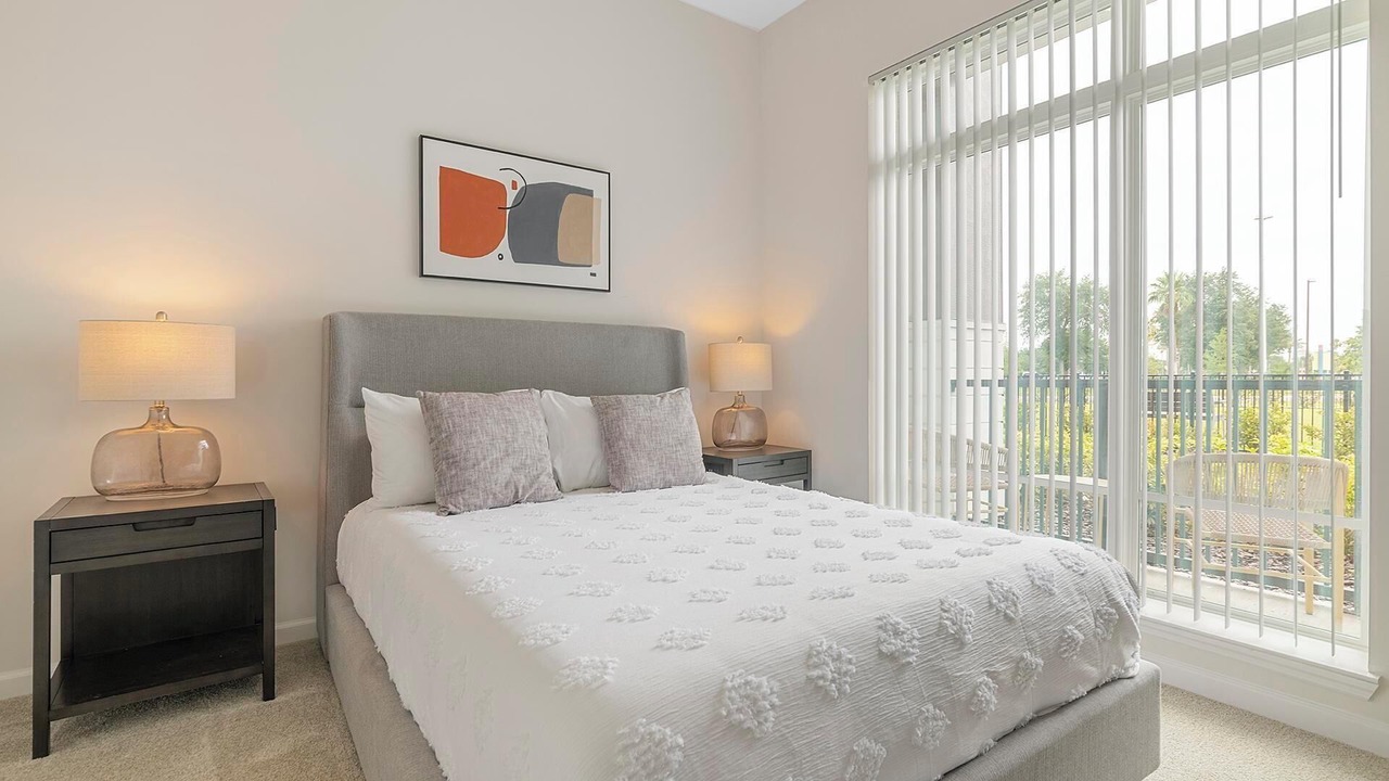 Photo of Bedroom in Florida Center
