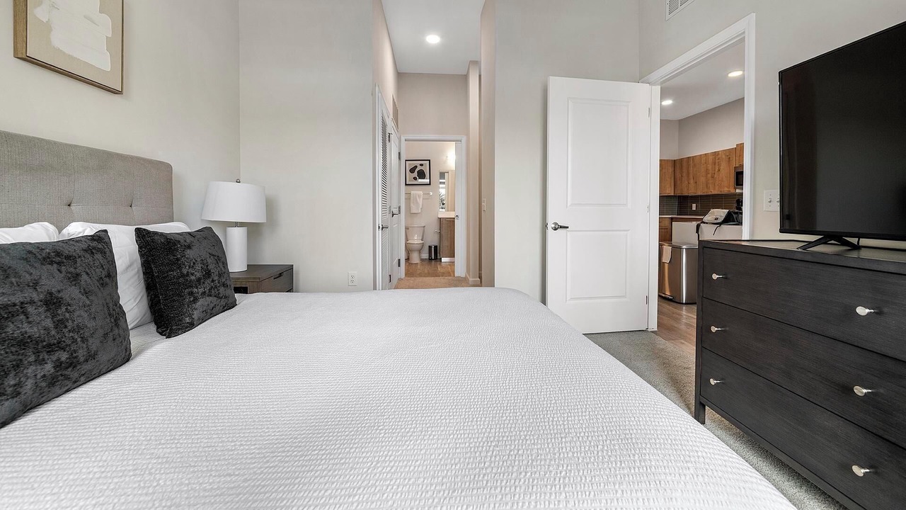 Photo of Bedroom in Florida Center