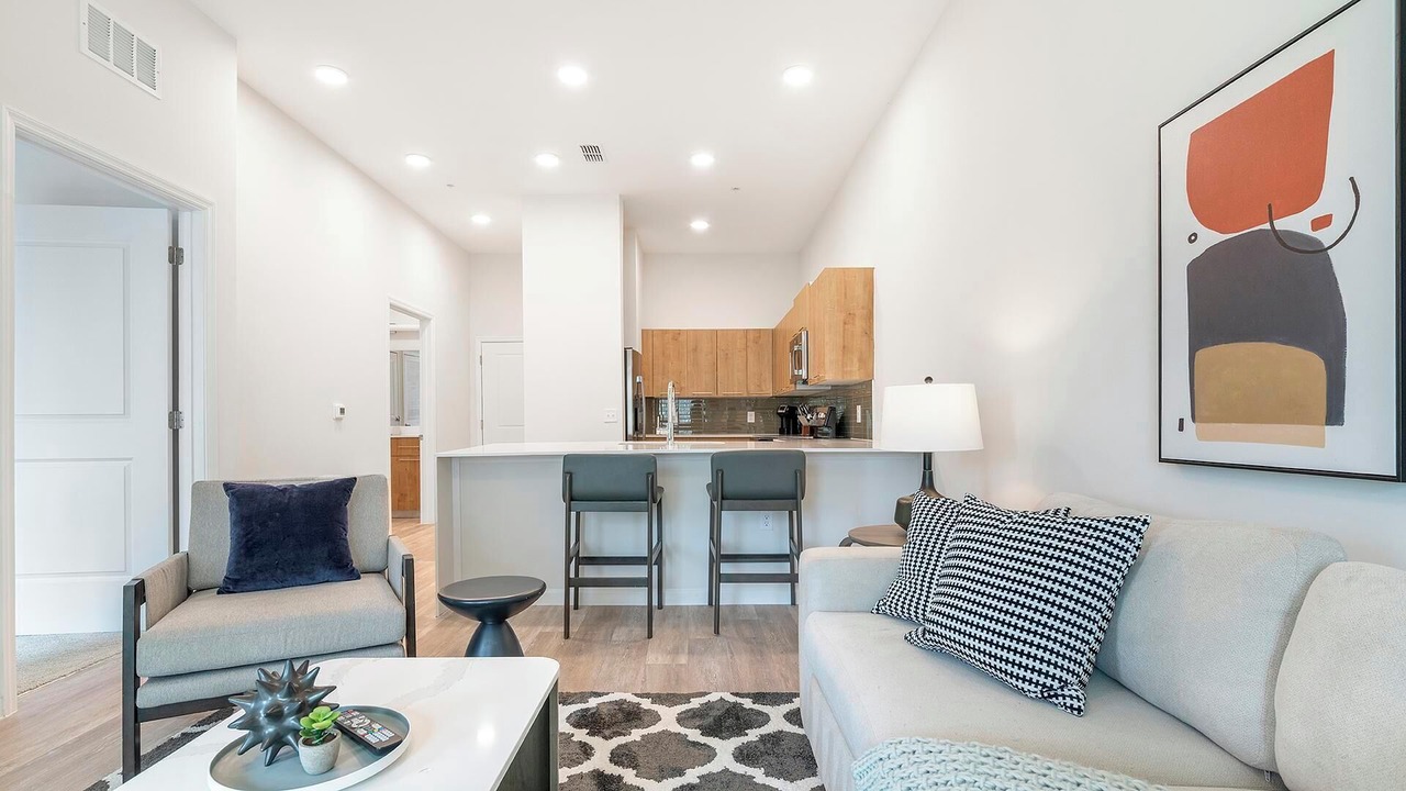 Photo of Livingroom in Florida Center
