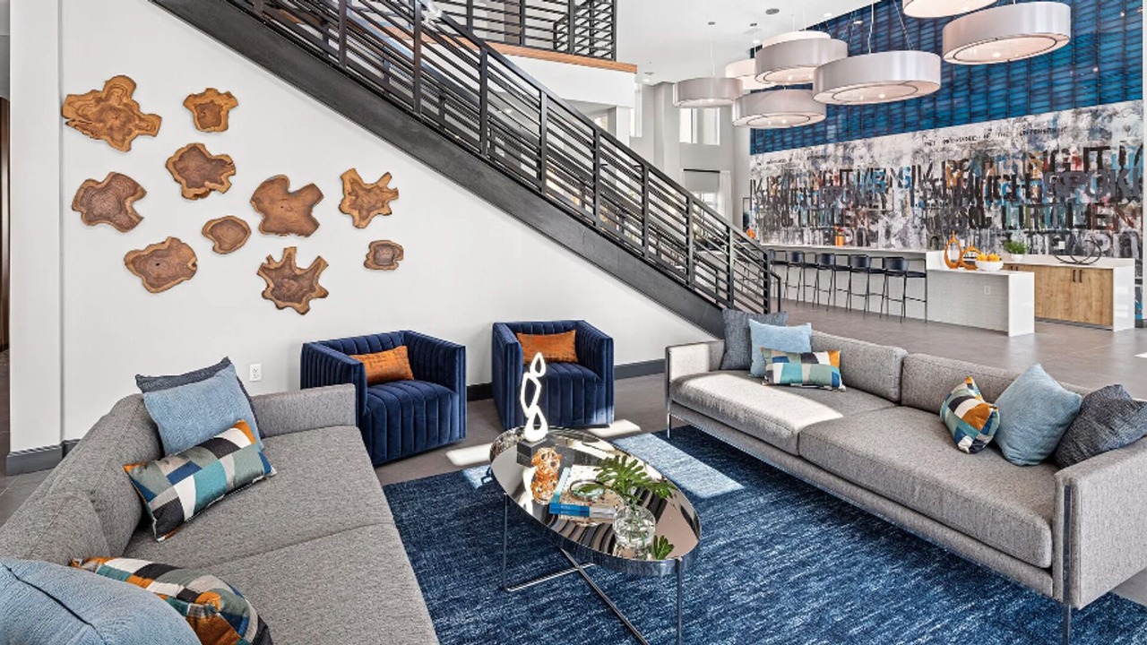 Photo of Livingroom in Florida Center