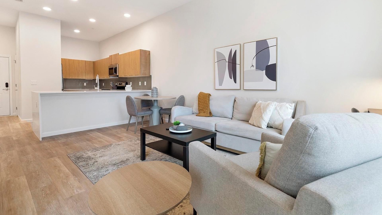 Photo of Livingroom in Florida Center