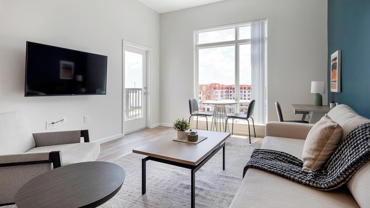 Photo of Livingroom in Florida Center