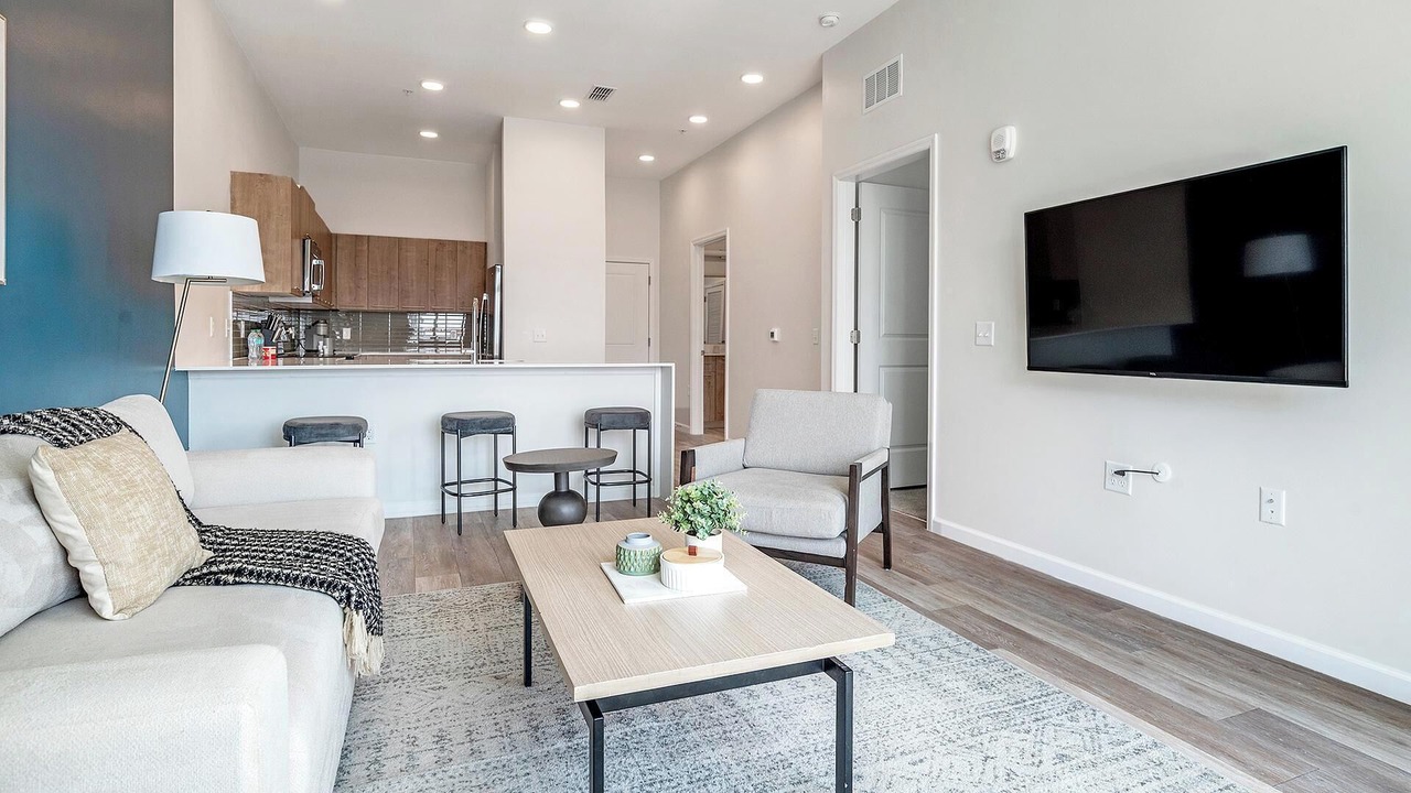Photo of Livingroom in Florida Center