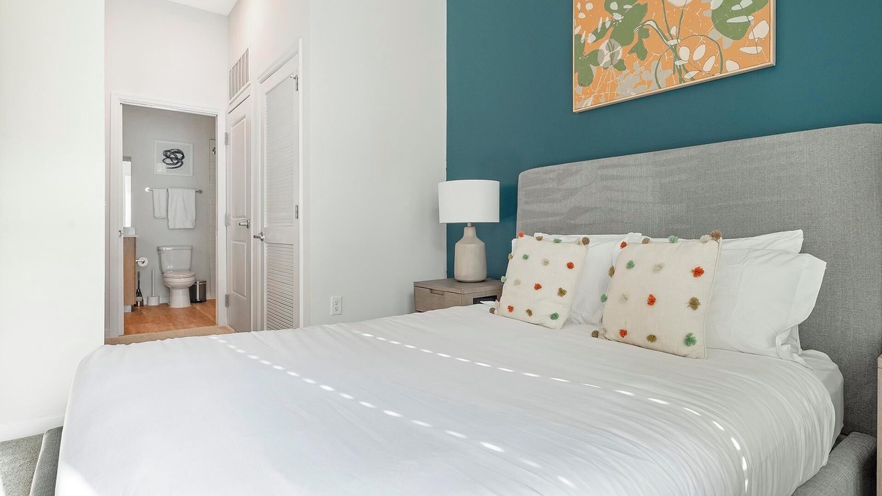 Photo of Bedroom in Florida Center
