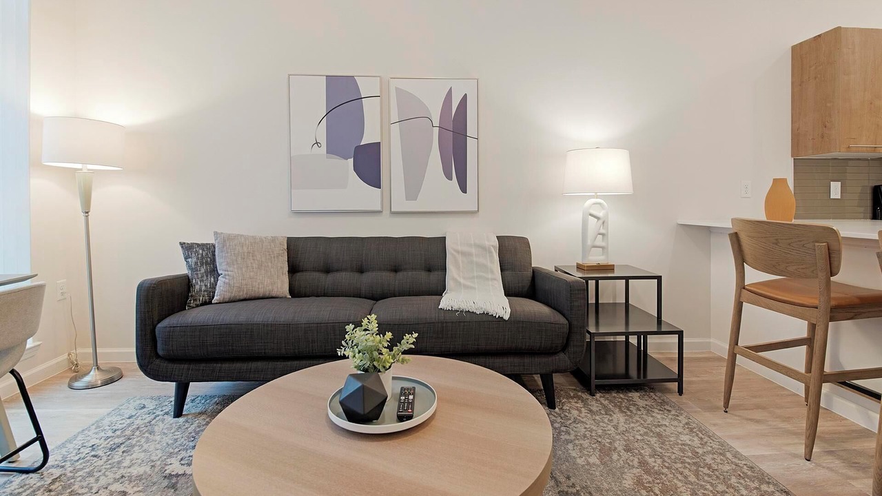 Photo of Livingroom in Florida Center