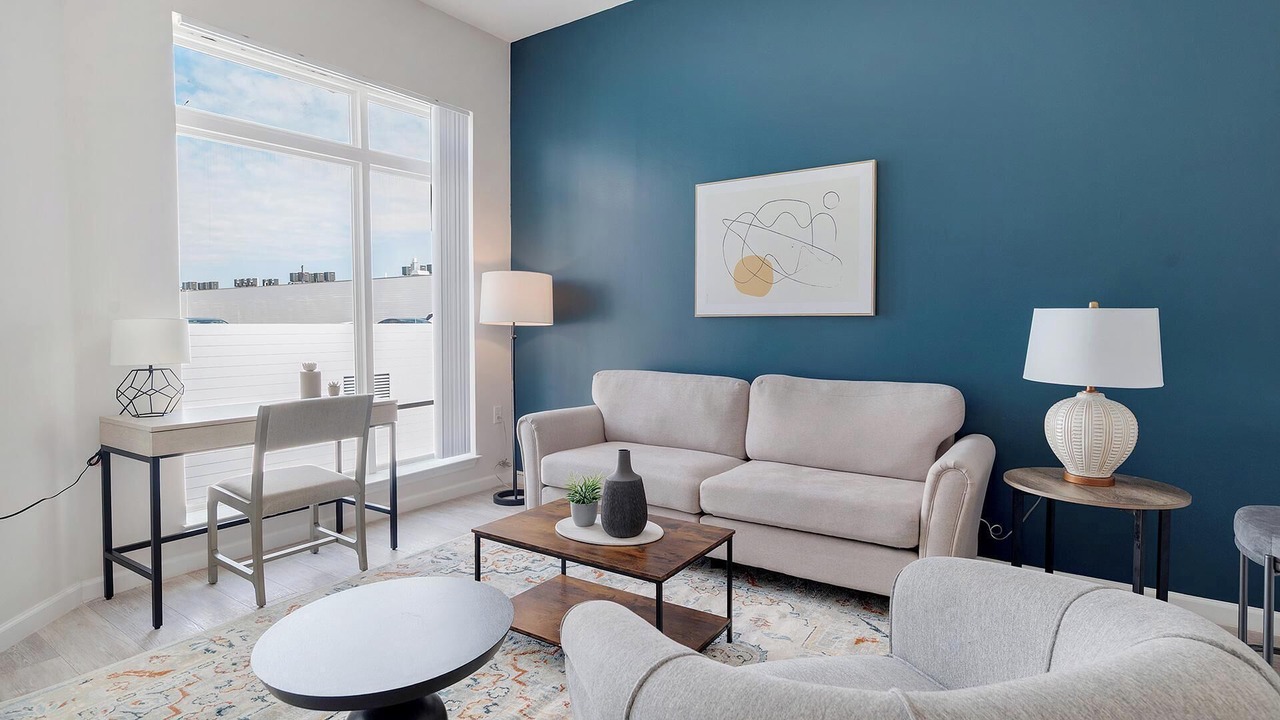 Photo of Livingroom in Florida Center