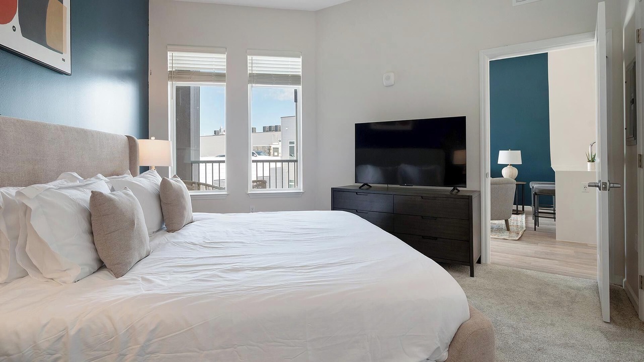 Photo of Bedroom in Florida Center