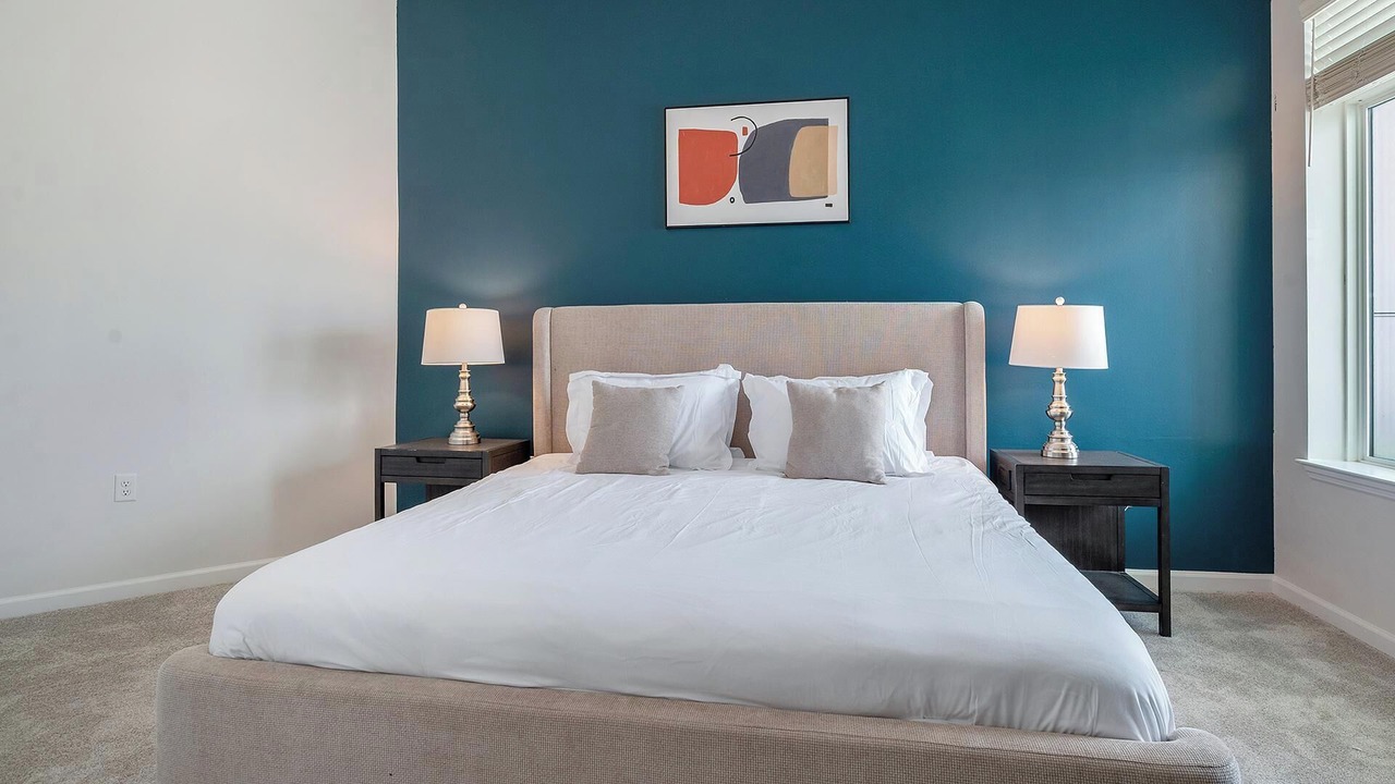 Photo of Bedroom in Florida Center