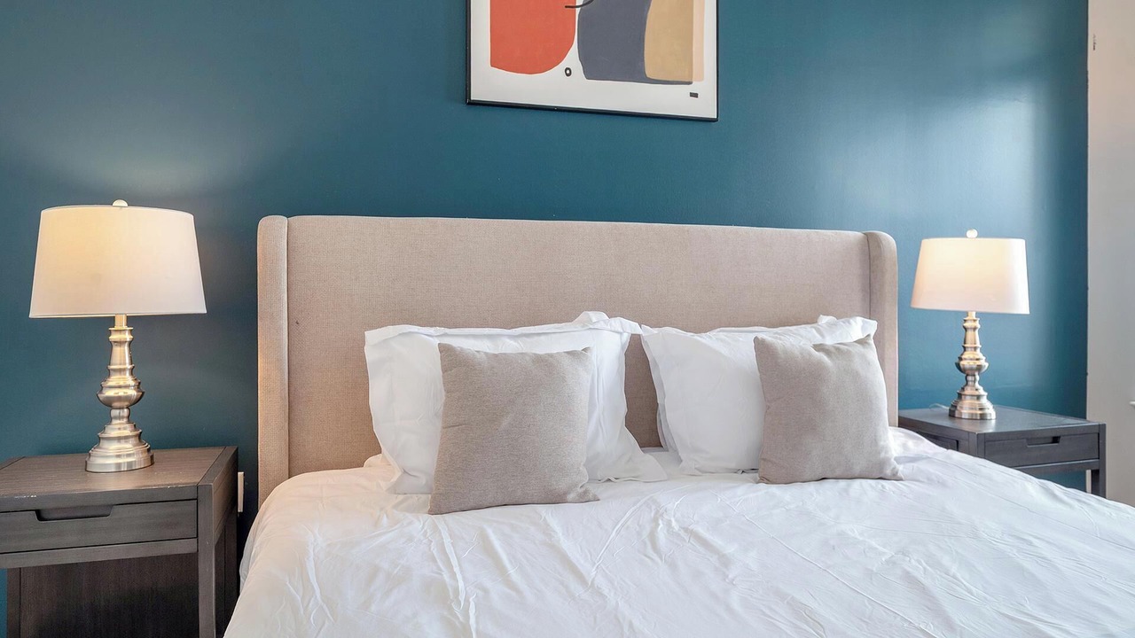 Photo of Bedroom in Florida Center