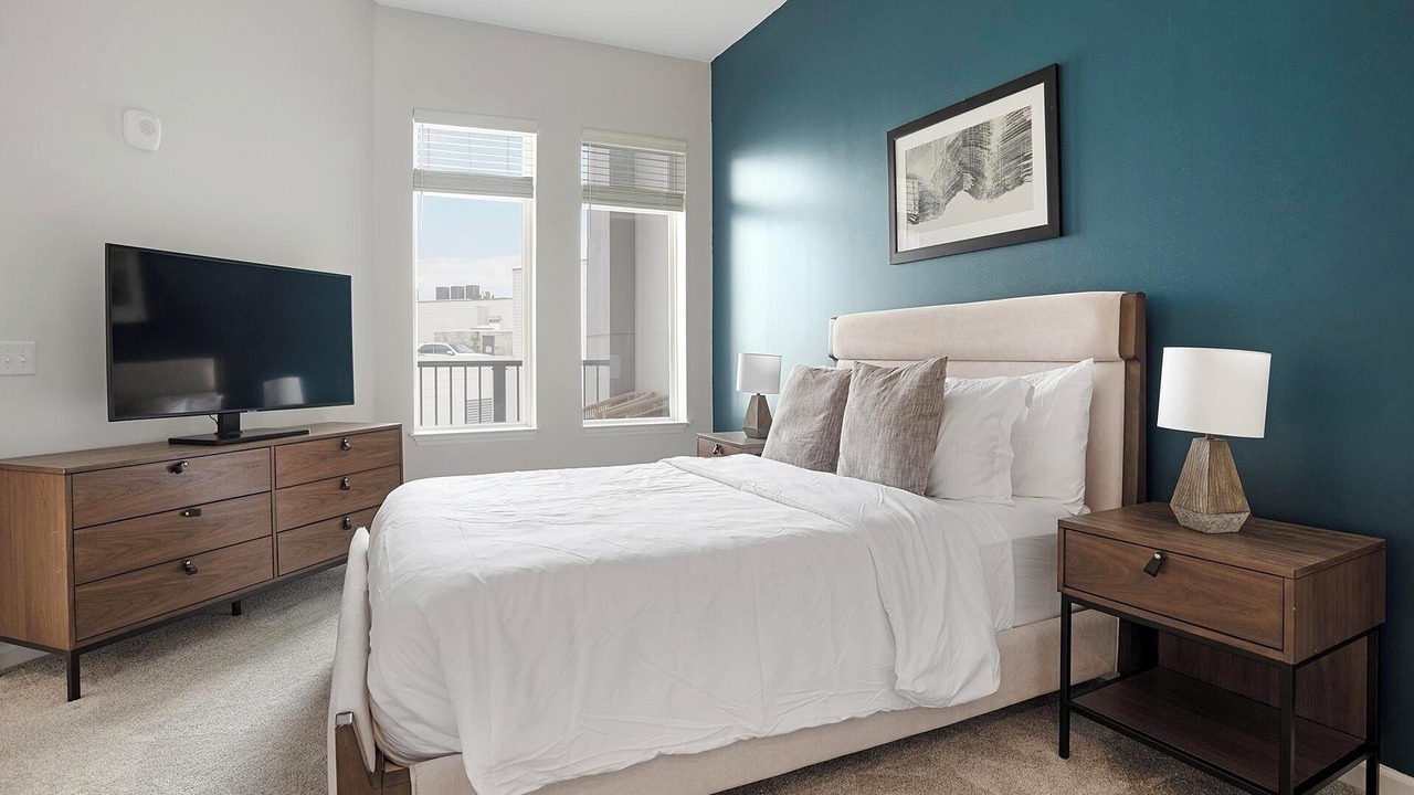Photo of Bedroom in Florida Center