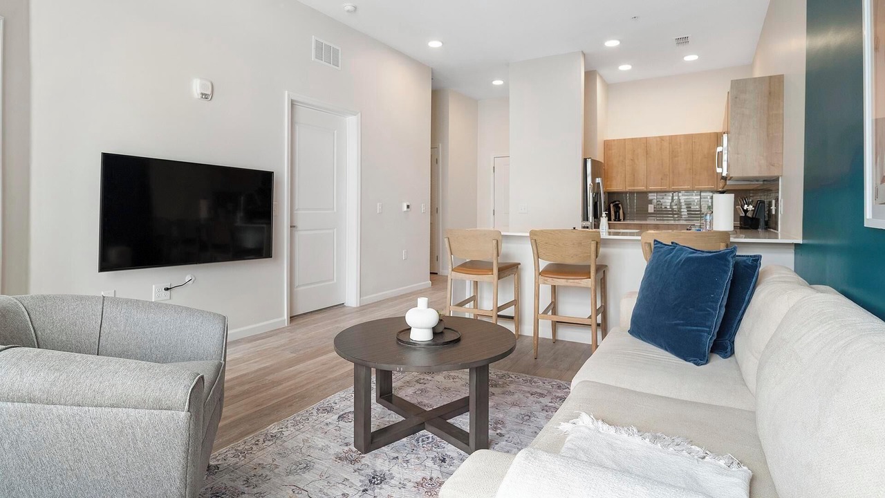 Photo of Livingroom in Florida Center