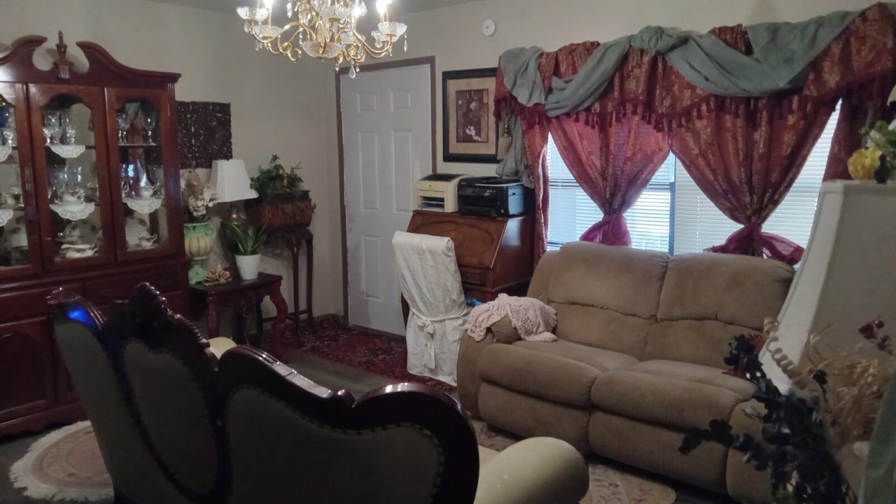 Photo of Livingroom in Southwest Orlando